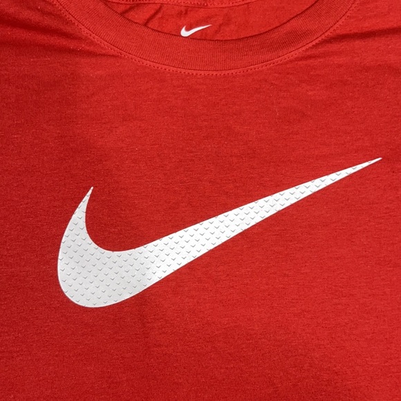 Nike Men’s Tee🆕 - Picture 3 of 11